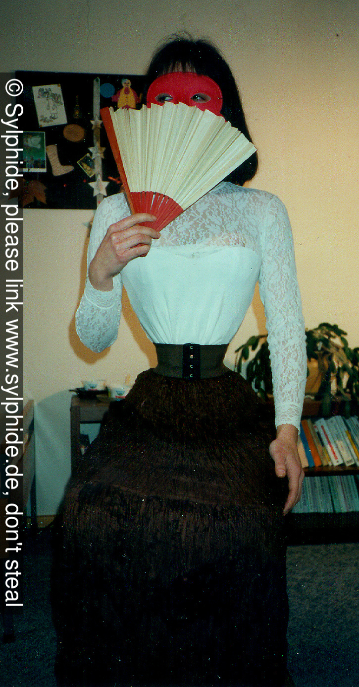 Repaired elastic corset tight laced to 17 inch - Sylphide - Tight corsets,  figure training, waist reduction and tightlacing